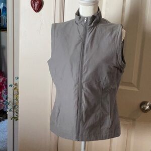 Women's Gray Sleeveless utility  + Jacket
